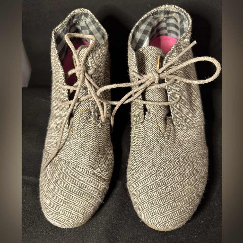 TOMS Lace Up Herringbone Wedge Shoes, Women's Size 8M, 300614